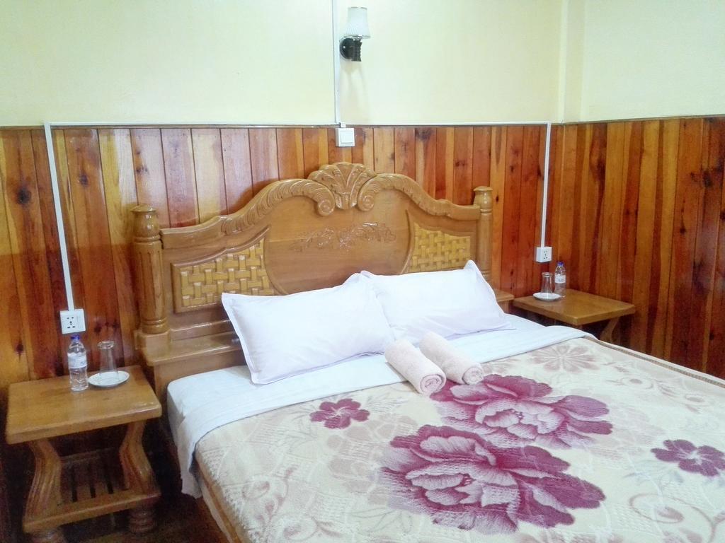 Bright Hotel Nyaung Shwe Exterior photo
