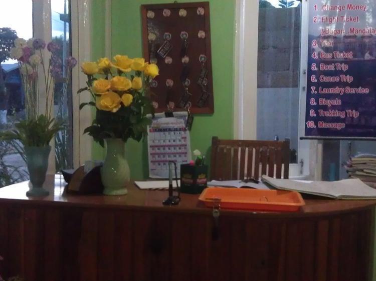 Bright Hotel Nyaung Shwe Exterior photo